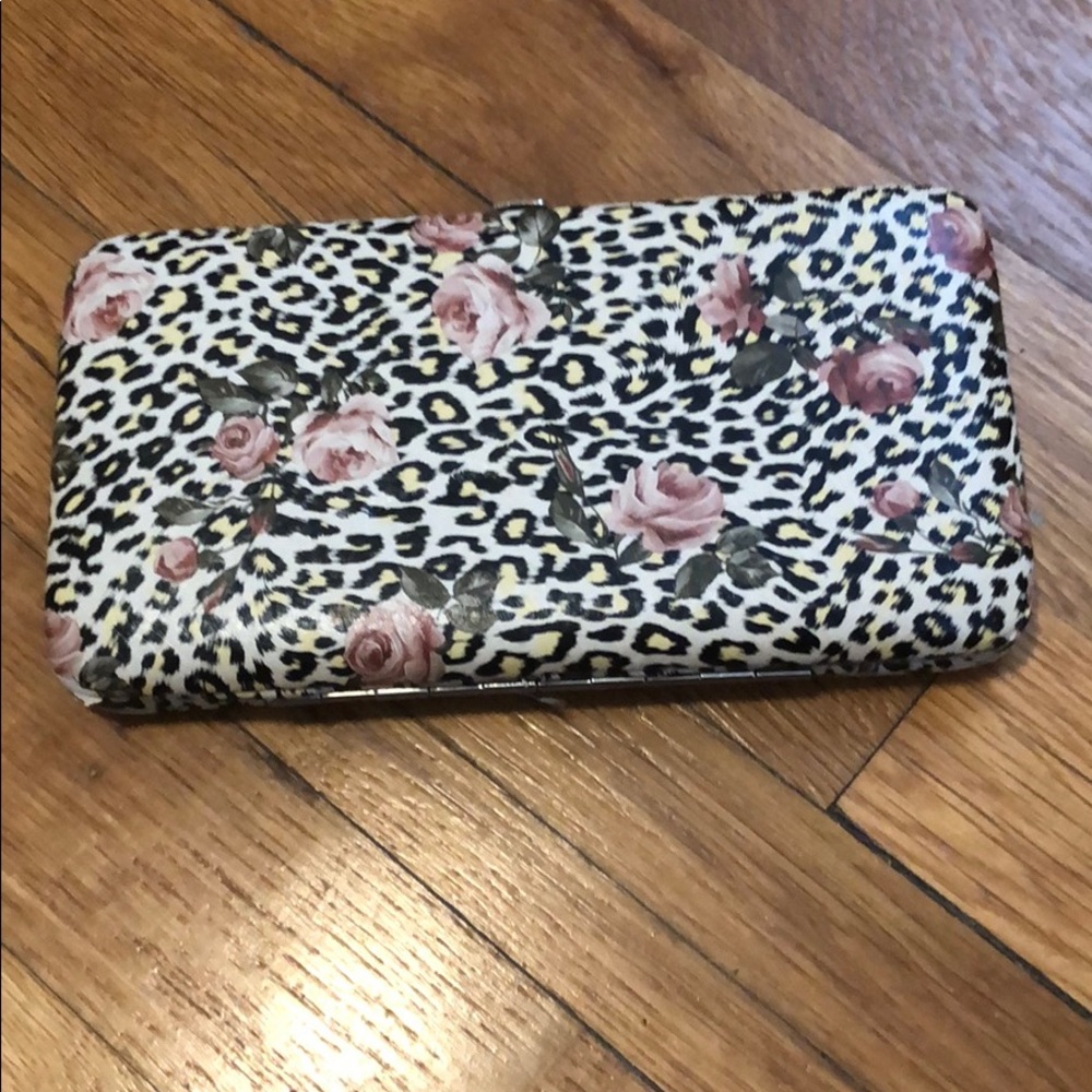 Clutch/ wallet